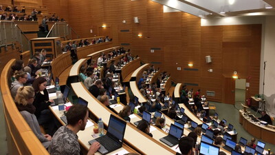 Prüfungsraum der Vetmeduni Wien, wo 500.000 Studierende die digitale E-Prüfungstechnologie von IQUL verwendet haben.